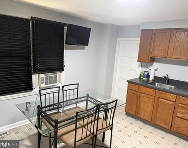 408 Buttonwood Street - Photo Thumbnail 4