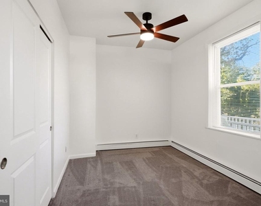 200 Leon Avenue - Photo Thumbnail 12