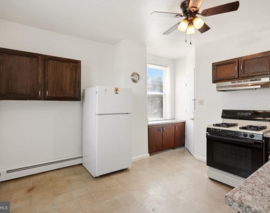 200 Leon Avenue - Photo Thumbnail 7