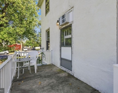 200 Leon Avenue - Photo Thumbnail 3