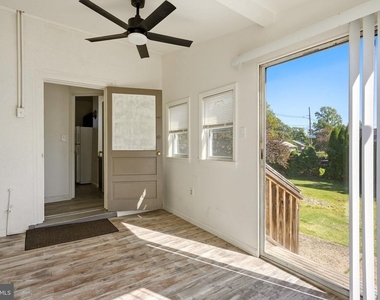200 Leon Avenue - Photo Thumbnail 5