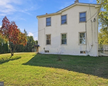 200 Leon Avenue - Photo Thumbnail 16