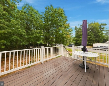64 Meadow Circle - Photo Thumbnail 29