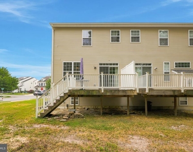 64 Meadow Circle - Photo Thumbnail 32