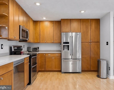 20900 Mauvy Moss Place - Photo Thumbnail 13