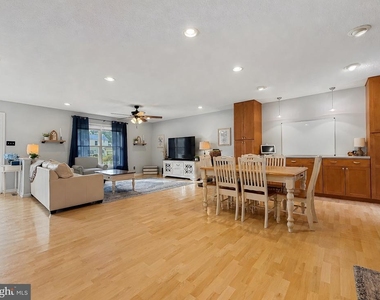 20900 Mauvy Moss Place - Photo Thumbnail 16
