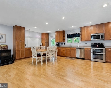 20900 Mauvy Moss Place - Photo Thumbnail 6