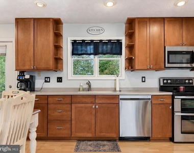 20900 Mauvy Moss Place - Photo Thumbnail 12