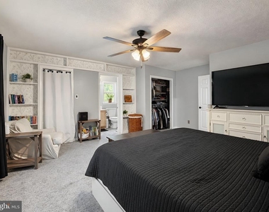 20900 Mauvy Moss Place - Photo Thumbnail 35