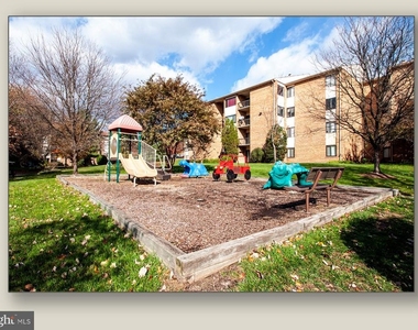 11206 Cherry Hill Road - Photo Thumbnail 31