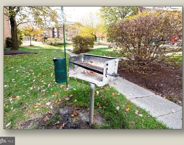 11206 Cherry Hill Road - Photo Thumbnail 32