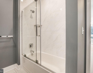 145 Riverhaven Drive - Photo Thumbnail 12