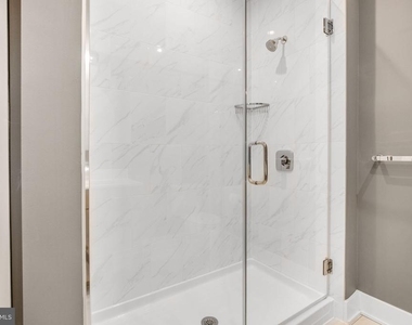 145 Riverhaven Drive - Photo Thumbnail 23