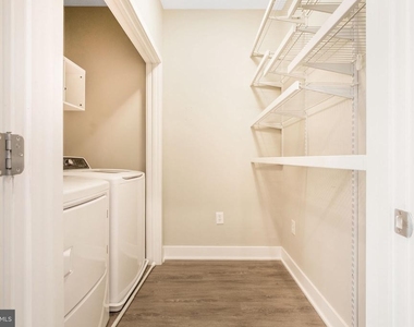 145 Riverhaven Drive - Photo Thumbnail 24