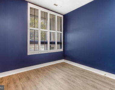145 Riverhaven Drive - Photo Thumbnail 13