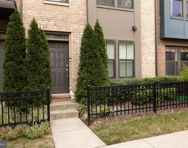 6639 Rhode Island Avenue - Photo Thumbnail 2