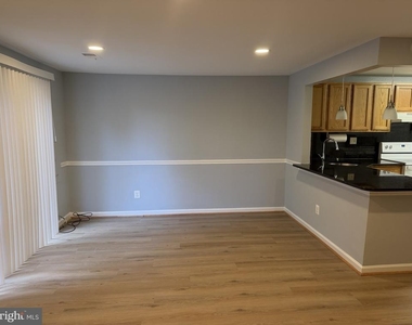 8872 Welbeck Way - Photo Thumbnail 2