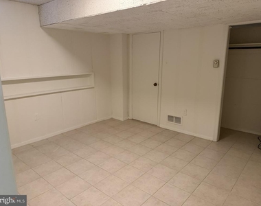 9220 Quintana Drive - Photo Thumbnail 5