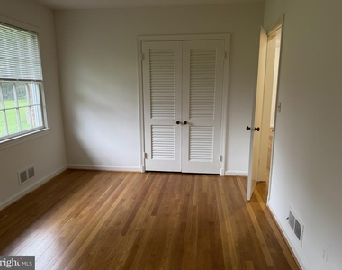 9220 Quintana Drive - Photo Thumbnail 13