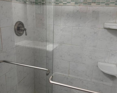 14015 Congress Drive - Photo Thumbnail 22