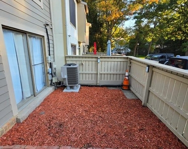 9441 Chadburn Place - Photo Thumbnail 2