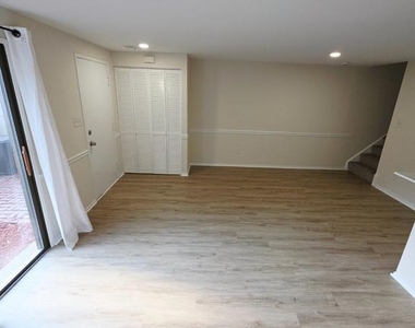 9441 Chadburn Place - Photo Thumbnail 4