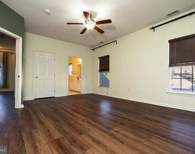 18405 Carved Stone Court - Photo Thumbnail 21