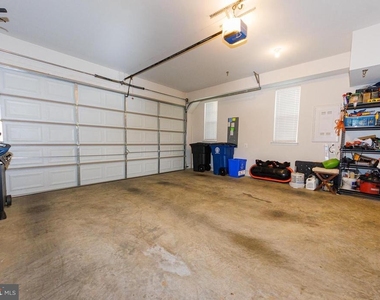 16201 Coolidge Avenue - Photo Thumbnail 33