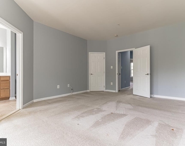 23425 Forest Haven Way - Photo Thumbnail 26