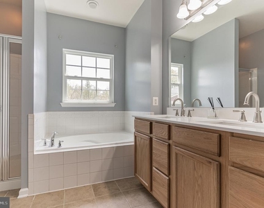 23425 Forest Haven Way - Photo Thumbnail 21