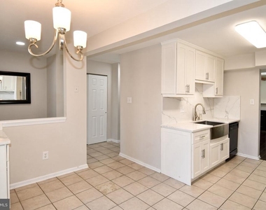 14911 Bradwill Court - Photo Thumbnail 3