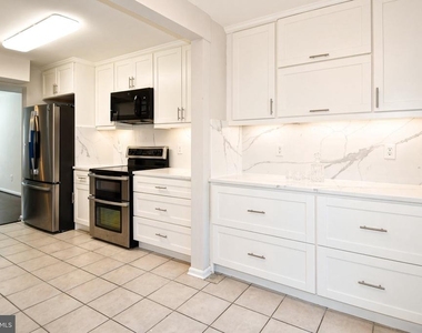 14911 Bradwill Court - Photo Thumbnail 6