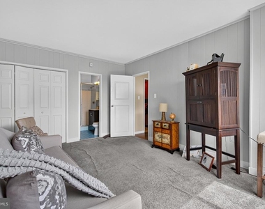 10500 Rockville Pike - Photo Thumbnail 13
