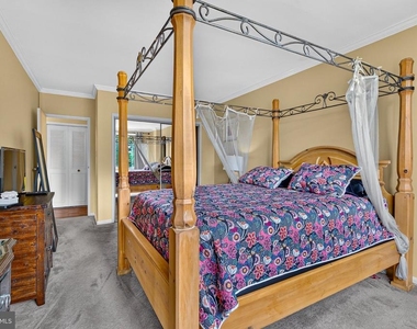 10500 Rockville Pike - Photo Thumbnail 10