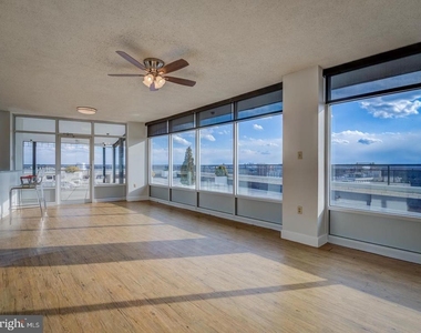 10500 Rockville Pike - Photo Thumbnail 19