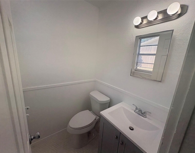6220 Thurgood Ave - Photo Thumbnail 14