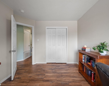 14908 Earl Grey Ln - Photo Thumbnail 27