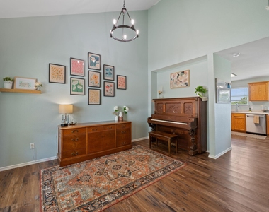 14908 Earl Grey Ln - Photo Thumbnail 8