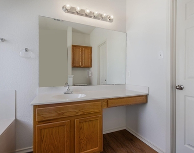 14900 Evening Mist Ln - Photo Thumbnail 15