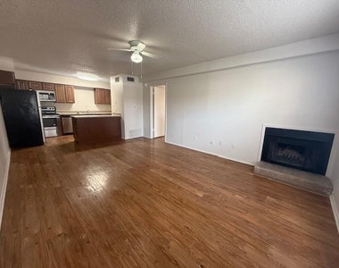 205 Craddock Ave - Photo Thumbnail 3