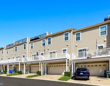 7224 Brinley Way - Photo Thumbnail 51