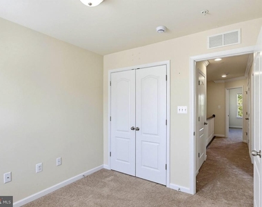 7224 Brinley Way - Photo Thumbnail 42