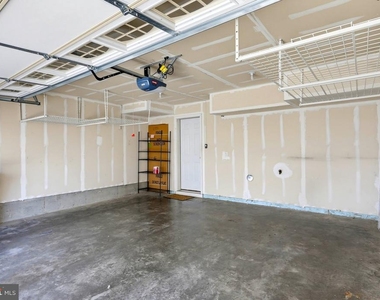 7224 Brinley Way - Photo Thumbnail 44
