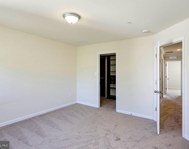 7224 Brinley Way - Photo Thumbnail 33