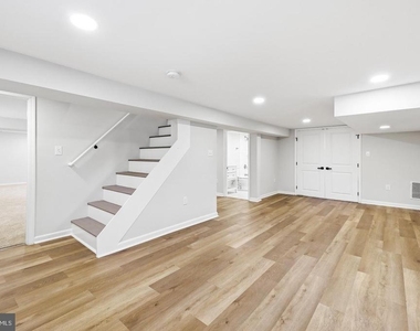 692 Ridge - Photo Thumbnail 22