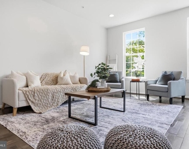7109 Penny Lane - Photo Thumbnail 6