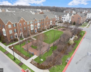 7109 Penny Lane - Photo Thumbnail 43