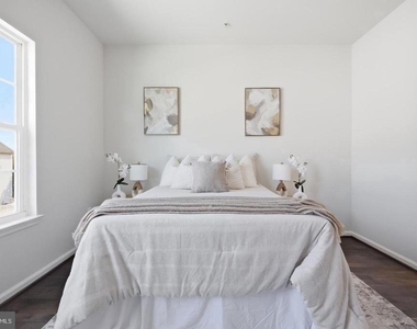 7109 Penny Lane - Photo Thumbnail 12