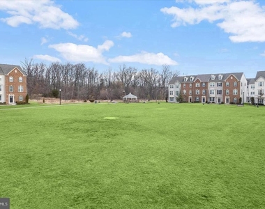 7109 Penny Lane - Photo Thumbnail 40