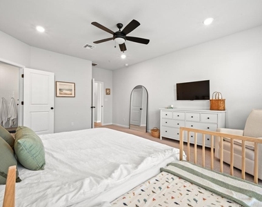 166 Twistleaf Dr - Photo Thumbnail 6